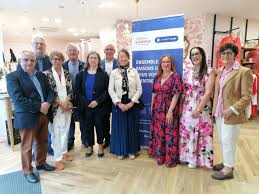 Anniechrist2024 porn she is a spinner with a good D-cup and