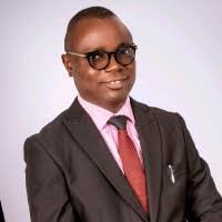 Lori Wrobel's Instagram, Twitter & Facebook