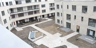Beim immobilienverkauf gibt es das bestellerprinzip nach aktuellem stand noch nicht. Neue Hauser Am Campus Sud Viel Stein Aber Auch Klimafreundlich