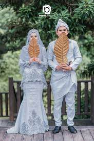 9 baju songket pengantin yang menarik inspirasi busana perkahwinan | baju kurung songket pengantin. Koleksi Baju Pengantin Songket Paling Trending 2018 Sweetpictures