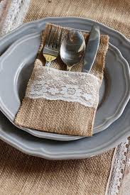 Tendance Sac 2017 2018 Une Idee Originale Pour Presenter Les Couverts Sur Votre Table Avec Cette Poch Jute Projecten Om Te Proberen Projecten