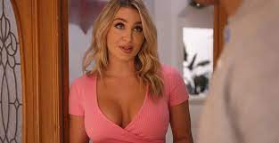 Ella Reese - Thundercock in HD