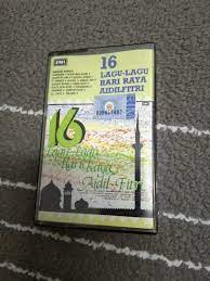 Hari raya idul fitri adalah hari kemenangan bagi umat muslim di dunia, banyak musisi muslim di dunia menjadikan hari ini sebagai momentum termasuk di indonesia, tak mau ketinggalan musisi indonesia juga menciptakan karya lagu yang bertemakan tentang lebaran dan hari raya idul fitri. 16 Lagu Lagu Hari Raya Aidilfitri Music Media Cd S Dvd S Other Media On Carousell
