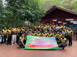 Begitulah satu kejadian berlaku ke atas tanah pusaka seluas kurang seekar (0.4 hektar) di sebuah kampung di kota lama kiri, kuala kangsar, perak. Kursus Pemantapan Kerja Berpasukan Team Building Pejabat Daerah Dan Tanah Kuala Kangsar Pdtkk Sg Siput Pdtss Tahun 2019 Pdt Kuala Kangsar E Tanah Perak