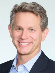 COM Prof's Documentary Revisits Improbable Story of Man vs. Whale