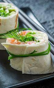 Recette Wrap Saumon Fume Crudites En Video Recette Recette Wrap Saumon Recette Wrap Saumon Fume