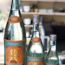 Papa Mama And Baby Kikusui 1 8l 750ml 300ml Sake Yummy Wabisabijapanliving Japan Living Sake Champagne Bottle