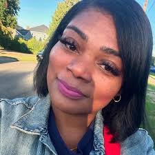 Any of my fellow Cancers loving a Capricorn? How was/is it????