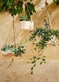 Epingle Par Alinea Sur Prendre L Air Decoration Exterieure Plante Decoration Exterieur Suspendu