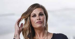 She then became the face of major advertising brands like pupa, wind, persona, sky, zalando, and elena mirò. Vanessa Incontrada Will Lead Striscia La Notizia But Fans Don T Seem To Want To Forget What She Said About The Program In The Past Ruetir