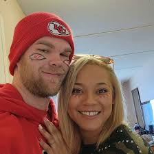 Is there a girls' shelter in Fort Smith that accepts donations of size  5t-7/8 clothes?