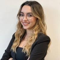 Janet Garnica's Instagram, Twitter & Facebook