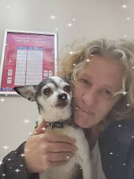 Elderly man needs help with denture costs due to limited insurance coverage