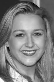 Скай МакКоул Бартусяк (Skye McCole Bartusiak): фильмы, биография, семья,  фильмография — Кинопоиск