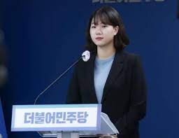 폭넓은 장르의 일러스트가 투고되며, 유저가 마련한 기획이나 기업 공인 콘테스트가 개최되고 있습니다. Jmc5vz0ob2rg1m