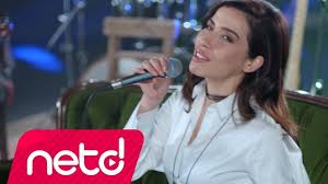 Burcu Gunes Nar Danesi Bahce Duvarindan Astim Turkuleri Dinle Ve Mp3 Muzik Formatinda Sevdigin Sarki Ve Turkuleri Bedava Indir Ht Youtube Sarkilar Muzik