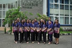 Sekolah yang lebih dikenal dengan dulili ini mencapai hingga 854 siswa pada tahun 2020. Bagaimana Cara Memilih Sekolah Smp Terbaik Di 2021