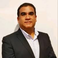 300+ perfiles de «Apestegui»