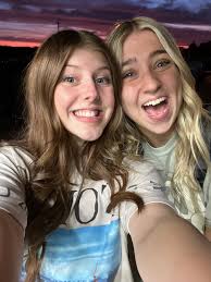 What to pack for winter hiking in RMNP?