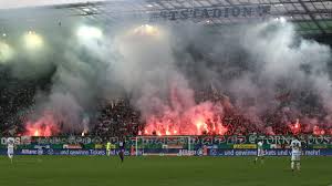 They are two of the most culturally and socially significant clubs, both historically representing wider divisions in viennese society. Rapid Fans Sturmen Nach Derby Rasen Richtung Fak Sektor Fussball Bundesliga