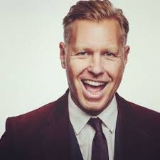 Oliver Thompson (@OllyThompson)