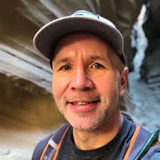 David Klute's Instagram, Twitter & Facebook