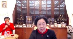 Dyah permata megawati setyawati soekarnoputri atau umumnya lebih dikenal sebagai megawati soekarnoputri atau biasa disapa dengan panggilan mbak mega (lahir di yogyakarta, 23 januari 1947; Megawati Soal Ibu Ibu Milenial Tahunya Cuma Makan Mi Yang Dijual Ketengan