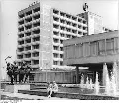 Hotel warnow aktuelle preise und verfügbarkeit, fotos, bewertung, garantie des besten preises. Rostock Hotel Warnow July 1975 Rostock Hansestadt Rostock Mecklenburg Vorpommern