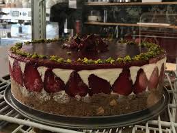 Ohne ein spiel zu verlieren haben wir es doch auf einen wohl verdienten 2. Leckere Kuchen Und Torten Auch Geliefert Brezelbar Berlin