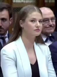 Princess Leonor Crossing Her Leg