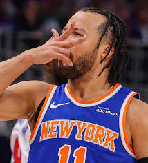 Just Plyed Starting5 This Pg Had 50 off All 3 My 7'3 Center Had 24 points  20 Rebounds And 14 Assists And ITold Him Imagine Scoring 50 And Yu Lose The  Final