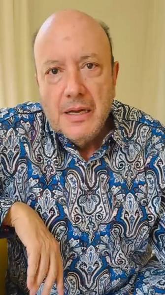En medio de toda la tragedia que está viviendo Colombia y del enorme  esfuerzo de solidaridad de la sociedad, sería recomendable sugerirles a la  vocera del presidente de la República y a una honorable ...