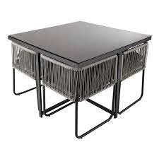 Chaque produit est choisi avec soin afin que vous puissiez façonner votre intérieur selon vos envies. Table De Jardin Avec 4 Chaises En Resine L 107 Swann Maisons Du Monde
