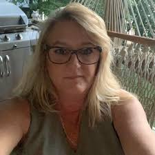 What species of snake is this in Cadiz, Kentucky?