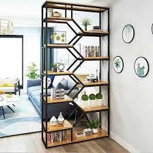 Sebaiknya gunakan kursi tamu yang ramping dan ringan. Ide Partisi Minimalis Fungsional Untuk Ruang Tamu Agar Nampak Lebih Luas Inspirasi Desain Rumah Terkini Ruang Tamu Rumah Desain Interior Ide Dekorasi Rumah