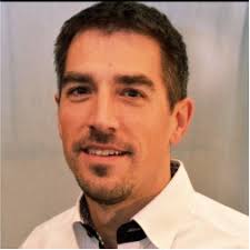 Ich habe einen neuen Job und arbeite jetzt als Entwicklungsingenieur in…