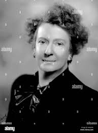 Ruth mcdevitt hi-res stock photography and images