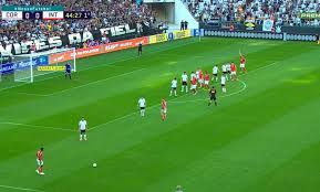 Primeiro gol do inter análise de impedimentos flamengo fla mengão mengo corinthians timão vasco inter internacional var flamengo x corinthians var vasco x inter inter x vasco gols do inter hoje vasco x internacional internacional x vasco gol do inter lance do. Corinthians X Internacional Imagem Mostra Quatro Impedidos Em Gol Do Inter