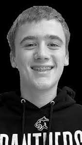 Kim Matthias's Instagram, Twitter & Facebook