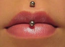 15 Different Lip Piercings You Need To Know Lip Piercing Different Lip Piercings Upper Lip Piercing