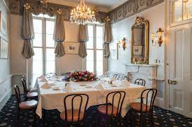 Your search for the right private dining room ends here. Arnaud S Romantic Dining Rooms Private Dining New Orleans