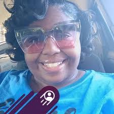 Shelly Galvan's Instagram, Twitter & Facebook