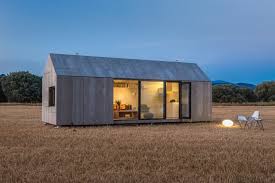 The backcountry hut company, based in british columbia, was created in 2015 by avid outdoor enthusiasts with an appreciation for simplicity. 13 Modern Prefab Cabins You Can Buy Right Now