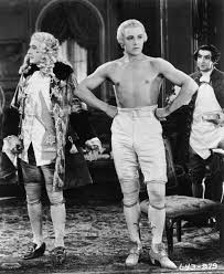 Nasce a castellaneta (provincia di taranto) il 6 maggio 1895. Chaplinandkeaton Rudolph Valentino In Monsieur Beaucaire 1924 Rudolph Valentino Valentino Actors