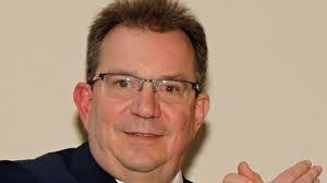 Karneval Köln 2025: Frau im Rollstuhl am Eingang abgewiesen