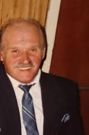 Bill Hinde's Instagram, Twitter & Facebook