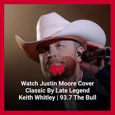 Justin Moore delivered "a throwback to one of the country music greats."