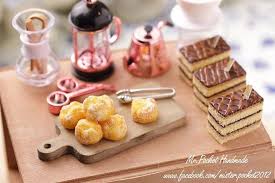 instagram 上的𝙈𝙧 𝙋𝙤𝙘𝙠𝙚𝙩 𝙝𝙖𝙣𝙙𝙢𝙖𝙙𝙚 𝕤𝕥𝕒𝕣𝕓𝕦𝕔𝕜𝕤 𝕘𝕒𝕤𝕙𝕒𝕡𝕠𝕟 沒事 我只是想曬曬我新入手的寶貝們 星巴克的扭蛋 好可愛啊 玫瑰金的烤漆 clay food food breakfast