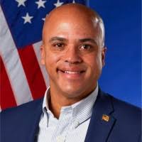 700+ "Rideau" profiles