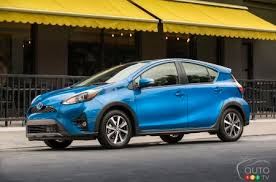 Please note that toyota does not make recommendations on phone carriers, manufacturers, models or operating systems. The 2019 Toyota Prius C Details Pricing For Canada Car News Auto123